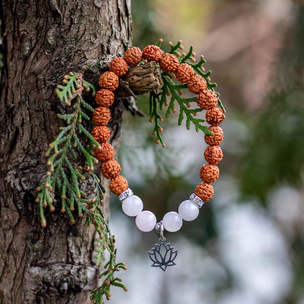 Minerální náramek - Rudraksha a růženín